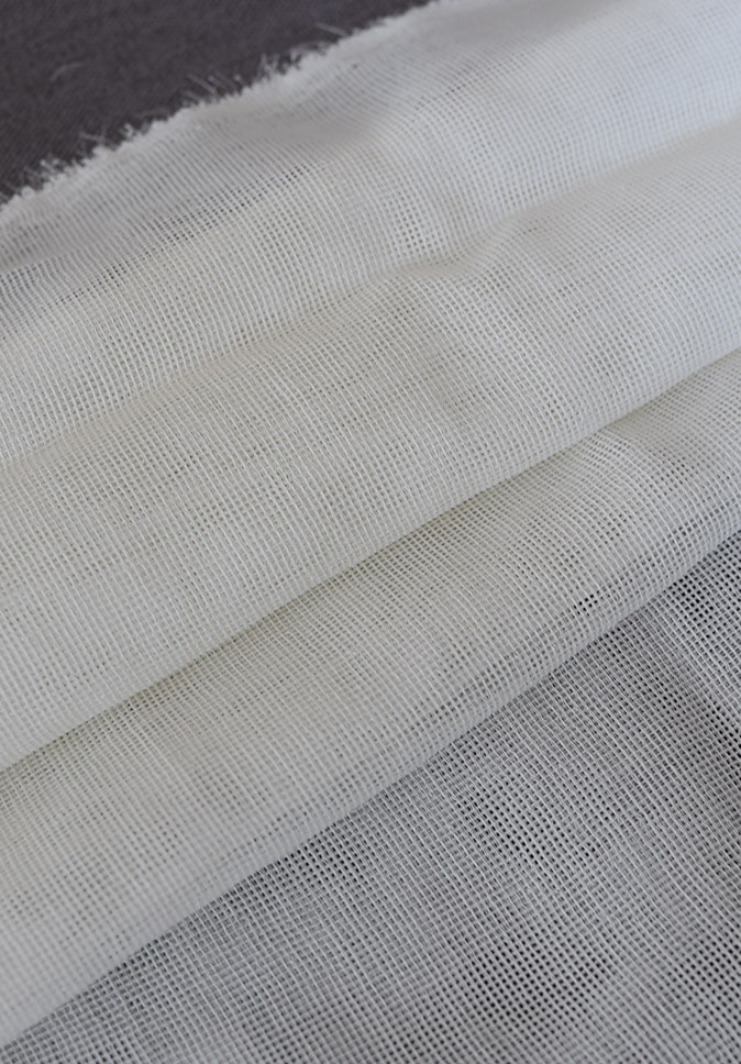 Tissu translucide de tissu pur ignifuge de polyester pur pour le rideau d'hôtel